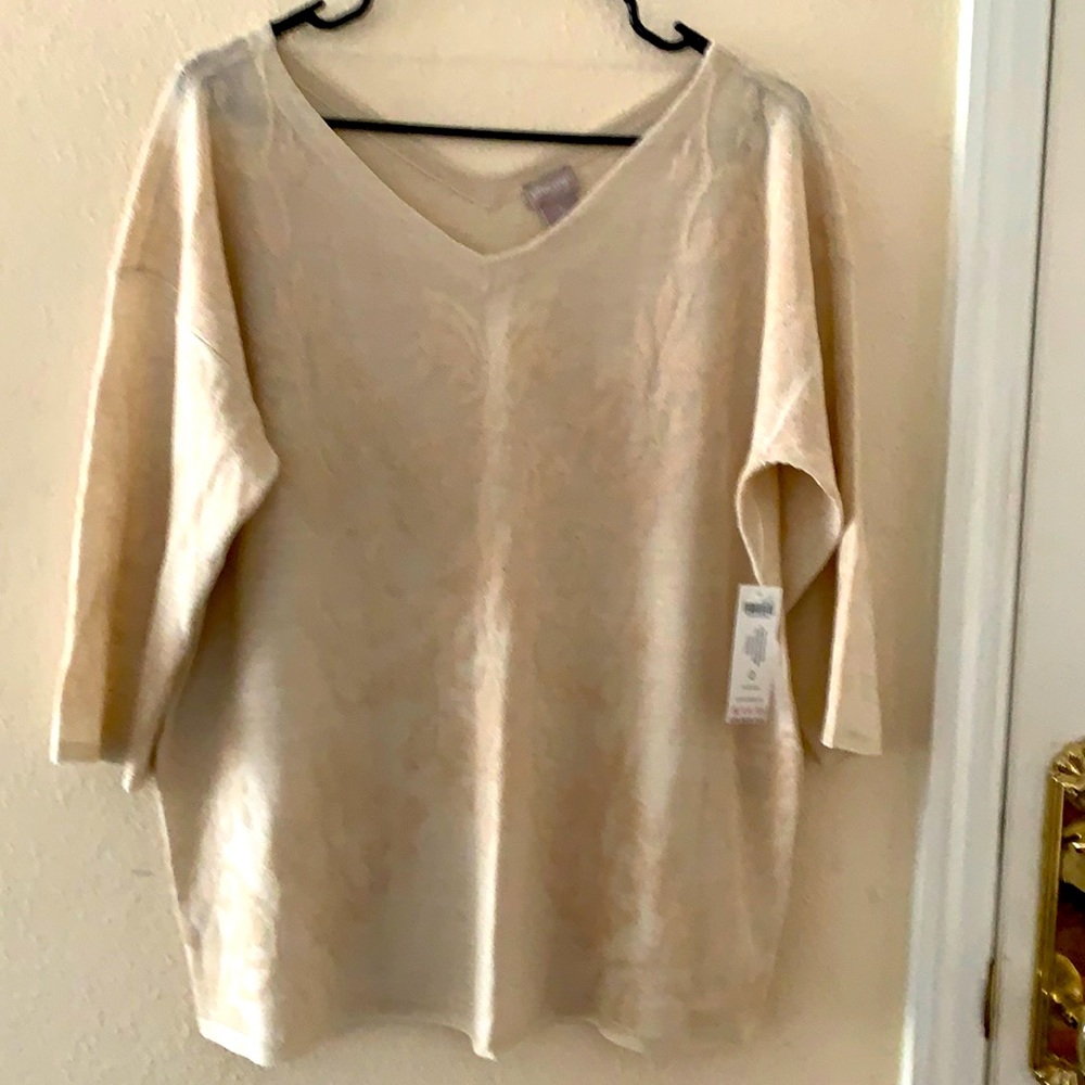 NWT - Chico’s Lightweight Sweater